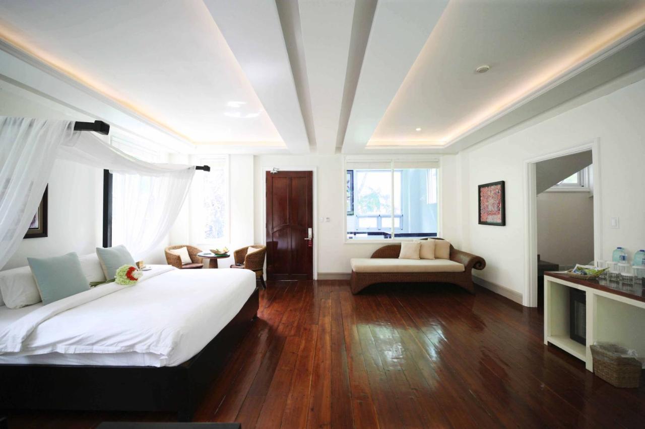 Junior Family Suite with Balcony
