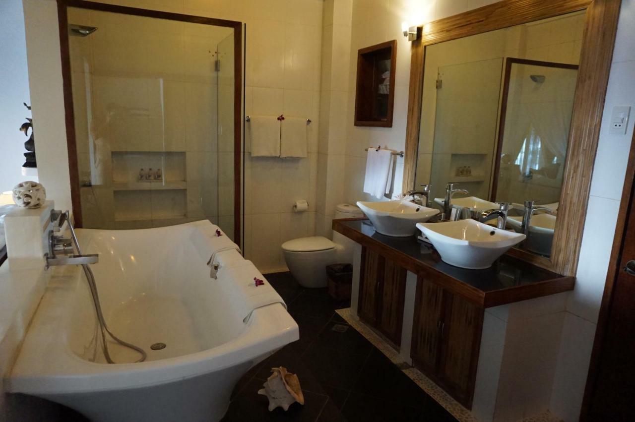 Honeymoon Suite Sea View